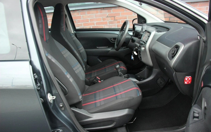 Peugeot 108 cena 26990 przebieg: 135000, rok produkcji 2016 z Mikołów małe 781